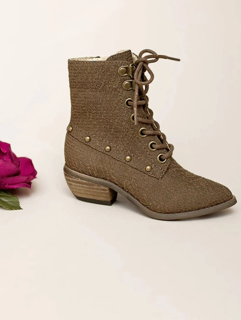 JOYFOLIE Eliza Boot in Brown size 2 Youth